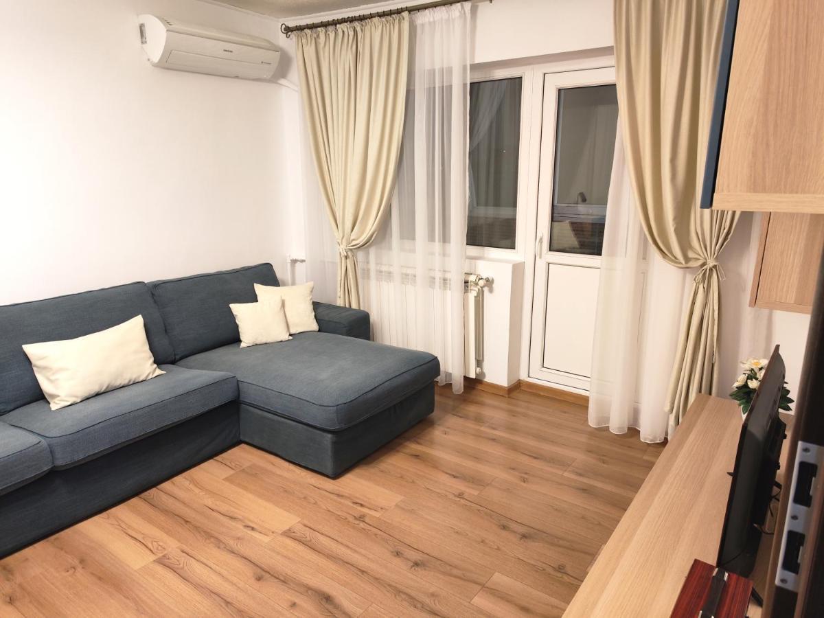 Platinum Apartment - Apartament Cu 3 Camere, 2 Dormitoare, 2 Bai, Bucatarie Complet Utilata, 2 Balcoane Bukarest Exterior foto