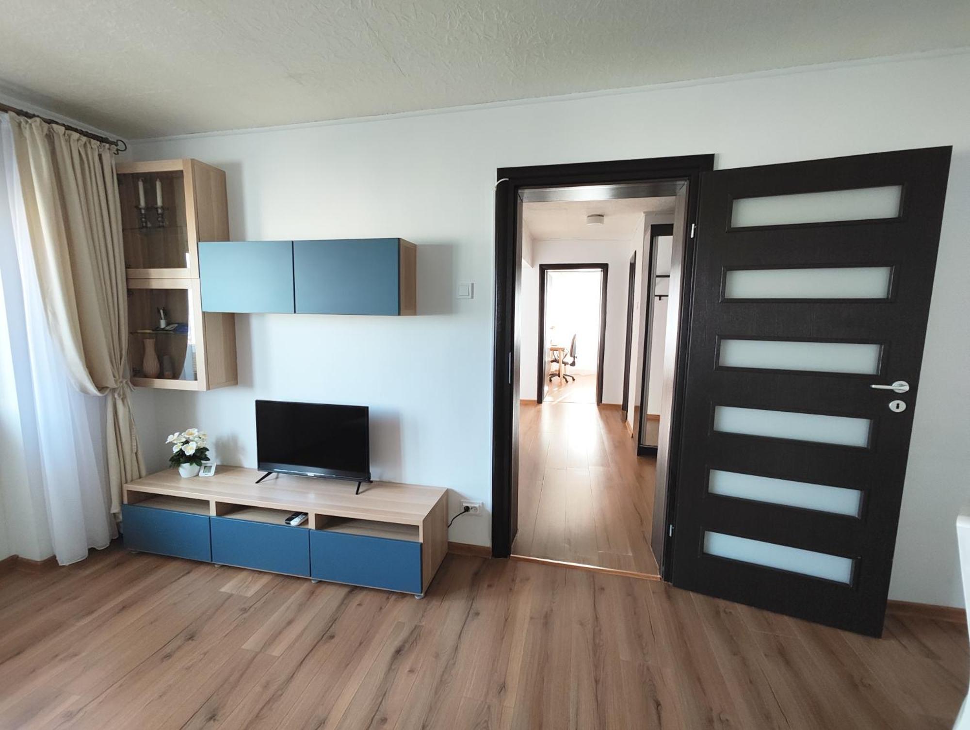 Platinum Apartment - Apartament Cu 3 Camere, 2 Dormitoare, 2 Bai, Bucatarie Complet Utilata, 2 Balcoane Bukarest Exterior foto